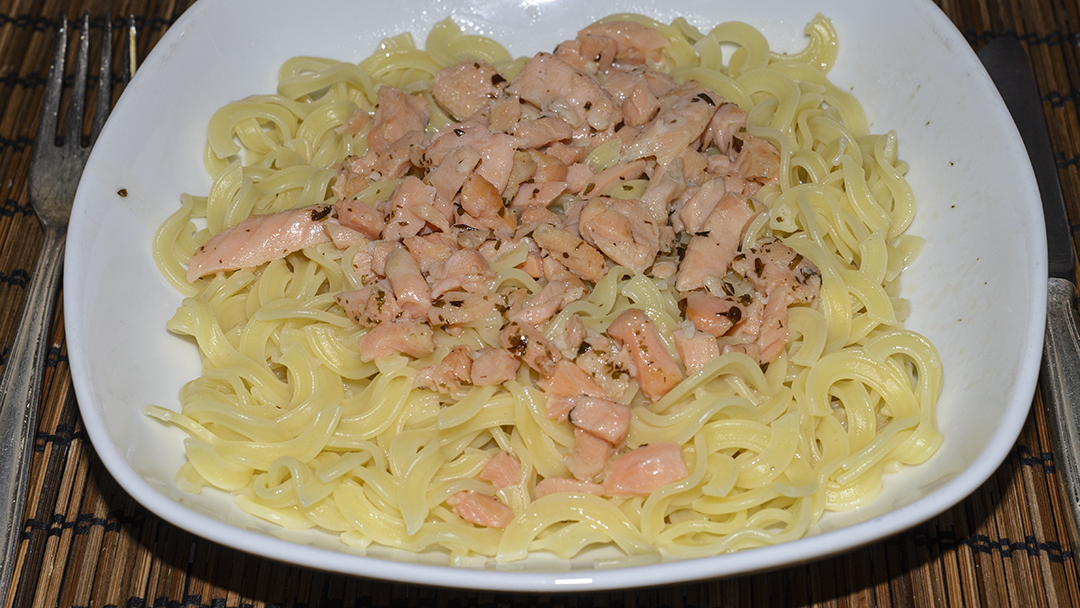 Tagliatelle al salmone